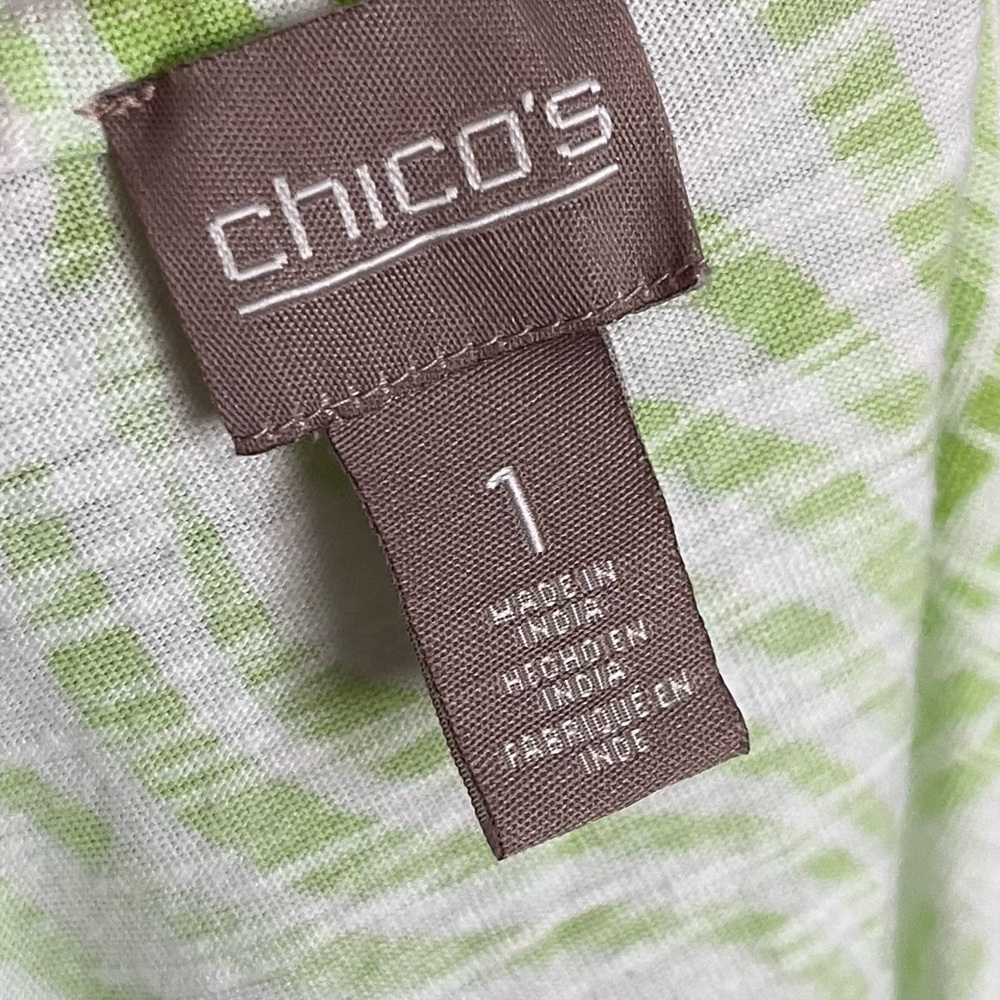 Chico’s • Green White Patterned Ruffle Blouse - Picture 6 of 7